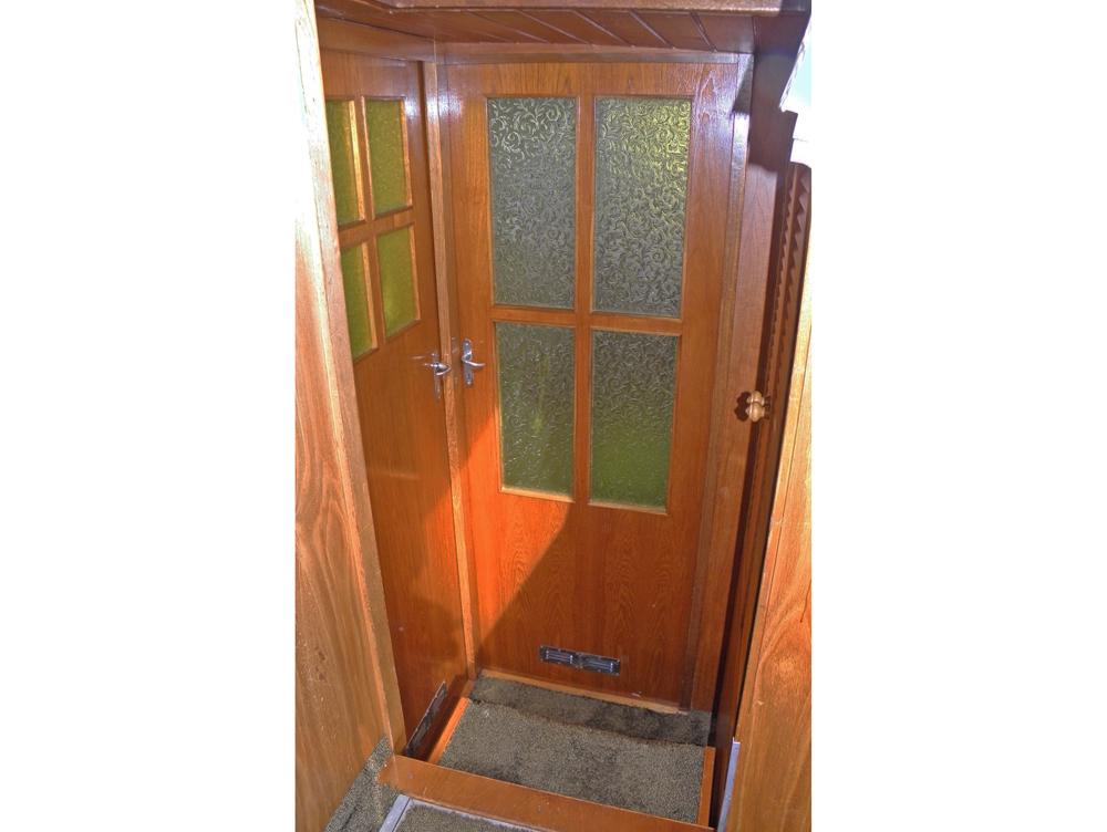 Aft cabin, Accommodation